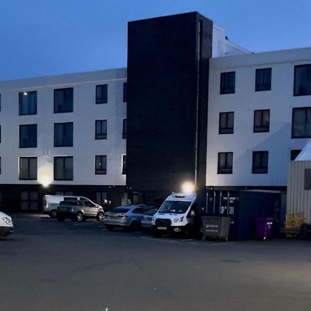 Salt Hill Windsor Legoland Eton Heathrow Luxury 2 Bed 1 Bath Free Parking Apartamento Slough Exterior foto