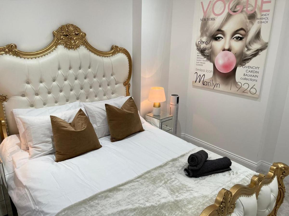 Salt Hill Windsor Legoland Eton Heathrow Luxury 2 Bed 1 Bath Free Parking Apartamento Slough Exterior foto